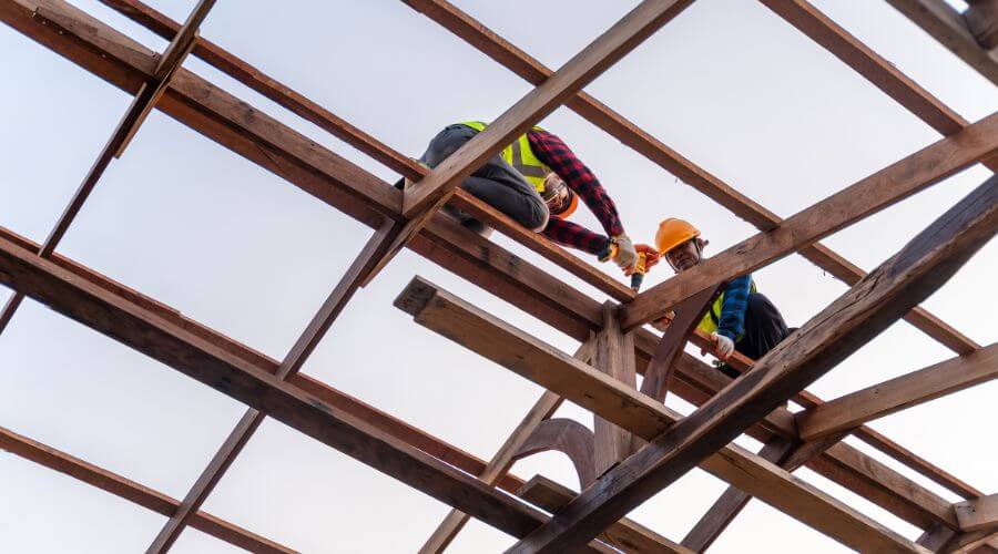 Professional gutter cleaning services in North Matewan, WV